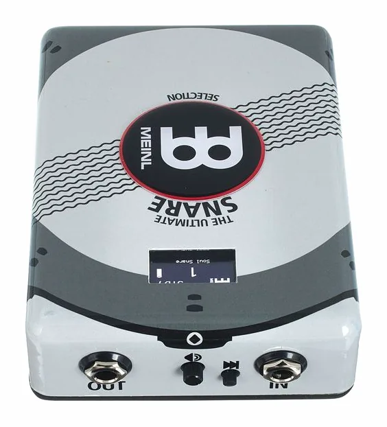 Meinl The Ultimate Snare Stomp Box, connettori sul retro dell'unita
