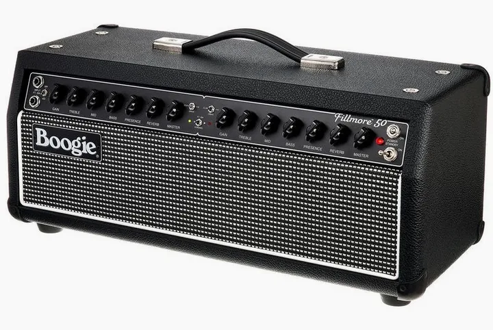 Mesa Boogie Fillmore 50 Head inquadrato di fronte su sfondo neutro