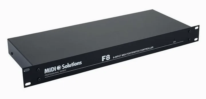 MIDI Solutions F8 Footswitch / MIDI Converter, footswitch in primo piano