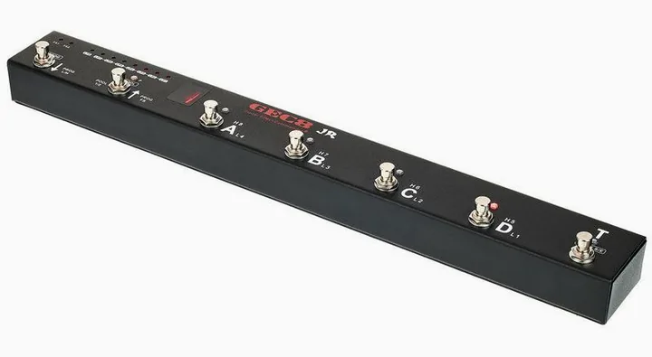 Moen GEC8 JR Looper/Switcher V2, connettori sul retro dell'unita