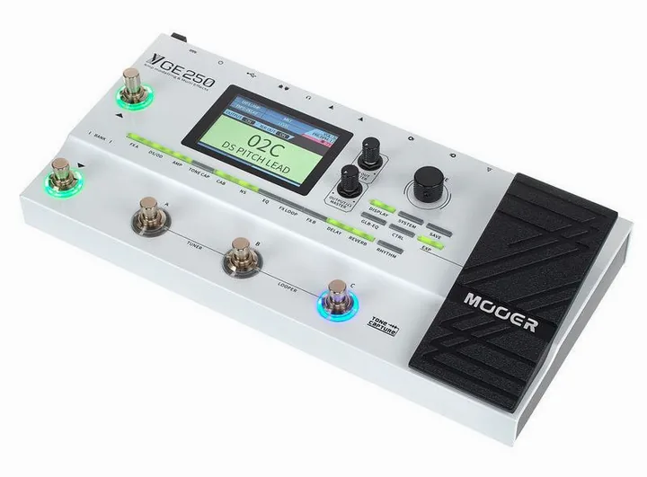 Mooer GE 250, manopole viste dall'alto