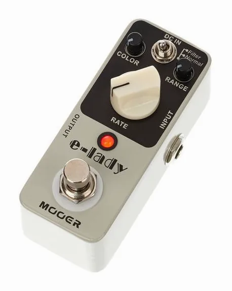 Mooer E-Lady visto di fronte