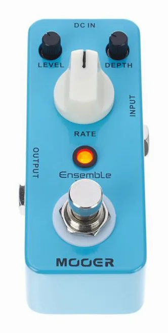 Mooer Ensemble King, manopole viste dall'alto