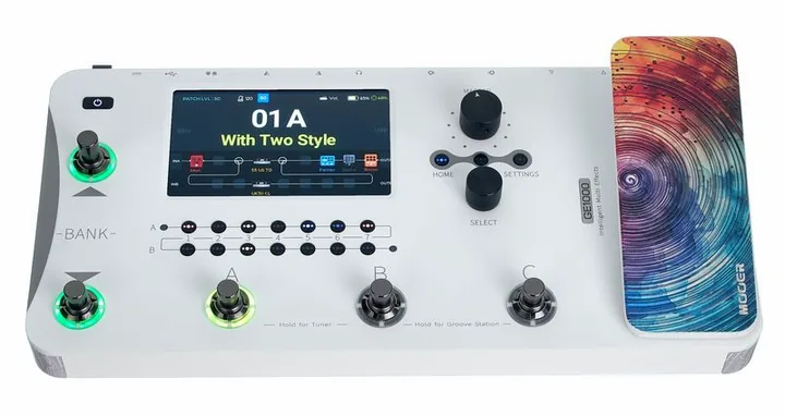 Mooer GE1000Li Amp Modeler & Multi W, connettori sul retro dell'unita