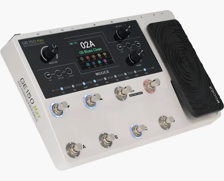 Mooer GE150 Max Amp Modeling, led e interruttore a pedale