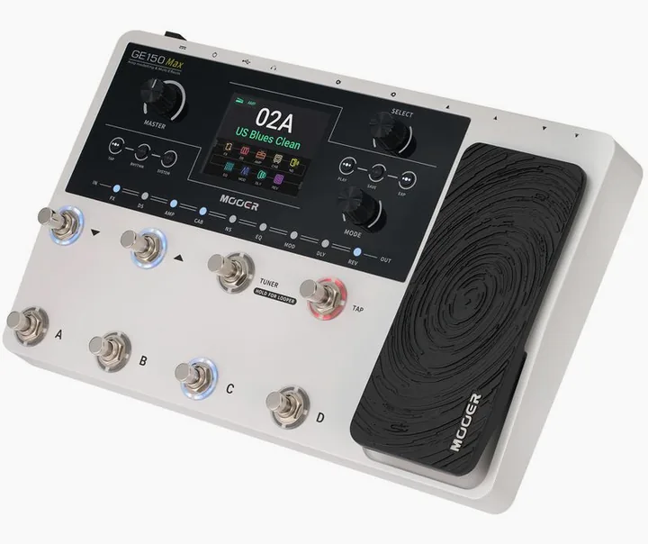 Mooer GE150 Max Amp Modeling visto di fronte