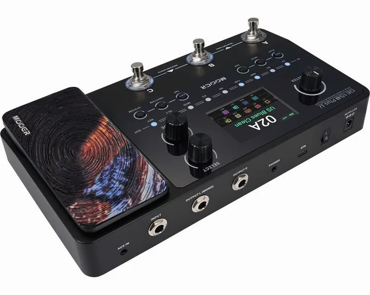 Mooer GE150 Plus Li Amp Modeling, ingressi e uscite laterali