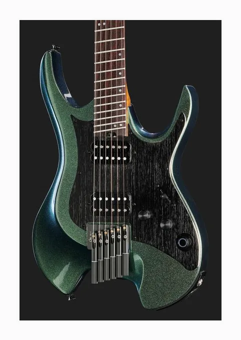Mooer GTRS Guitars Wing 900 Int AGR, corpo e verniciatura in primo piano