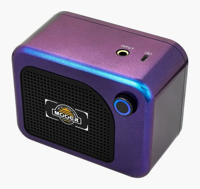 Mooer Hornet 05i Modeling Amp Purple, logo e finiture del pannello frontale