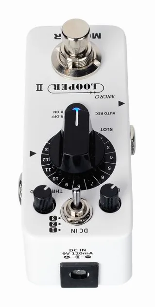 Mooer Micro Looper II, connettori sul retro dell'unita