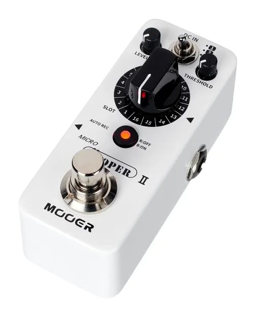 Mooer Micro Looper II in primo piano frontale