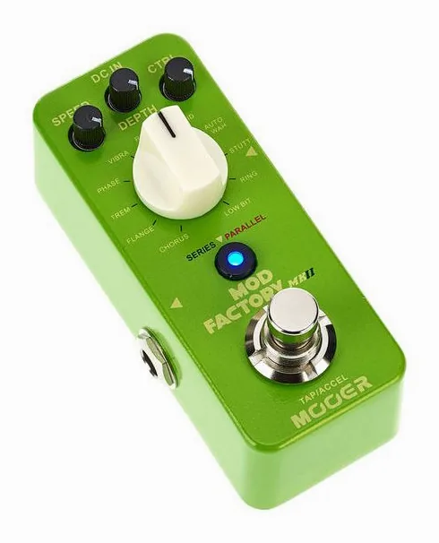 Mooer Mod Factory MKII, led e interruttore a pedale