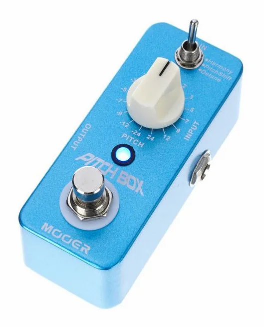 Mooer Pitch Box in primo piano frontale