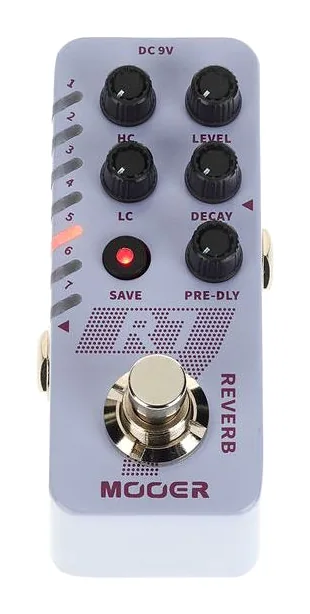 Mooer R7 Reverb, led e interruttore a pedale