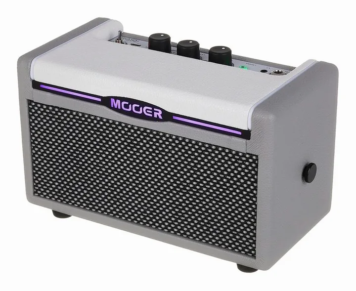 Mooer SD10i Modeling Guitar Combo GR, vista dall'alto della testata