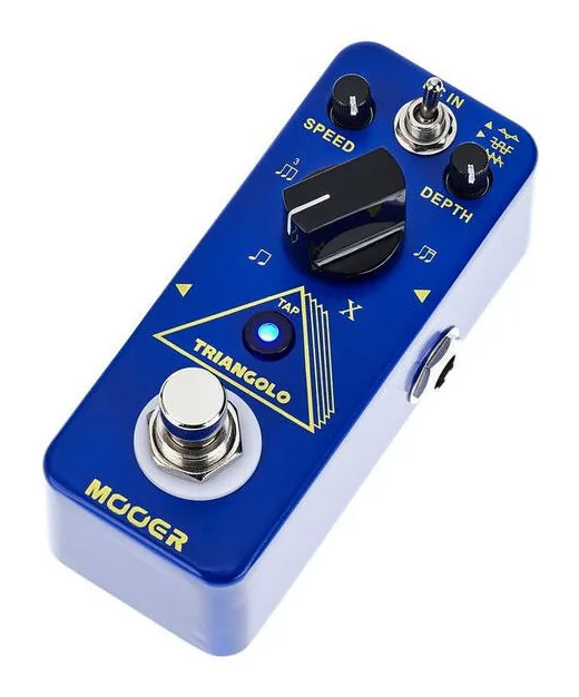 Mooer Triangolo - Digital Tremolo in primo piano frontale