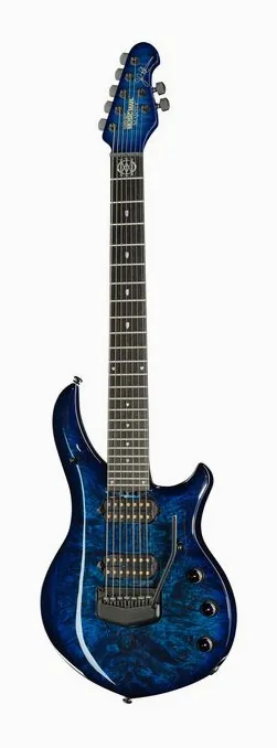Music Man John Petrucci BFR Majesty 7 BI inquadrato di fronte su sfondo neutro