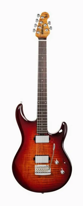 Music Man Luke IV HH Afterburn inquadrato di fronte su sfondo neutro