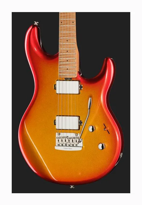Music Man Luke IV HH Fireball, corpo e verniciatura in primo piano