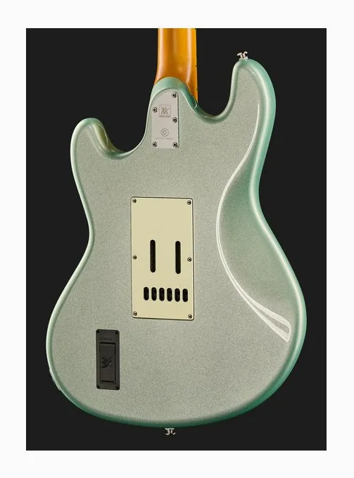 Music Man Stingray Dustin Kensrue DI, corpo e verniciatura in primo piano