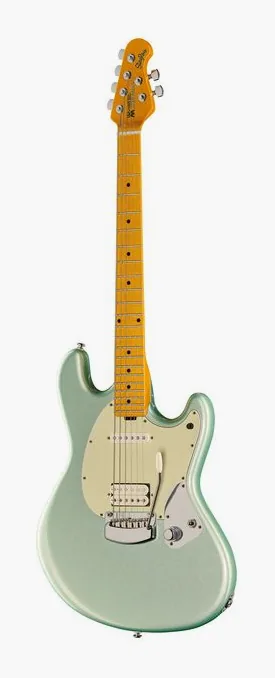 Music Man Stingray Dustin Kensrue DI in primo piano frontale