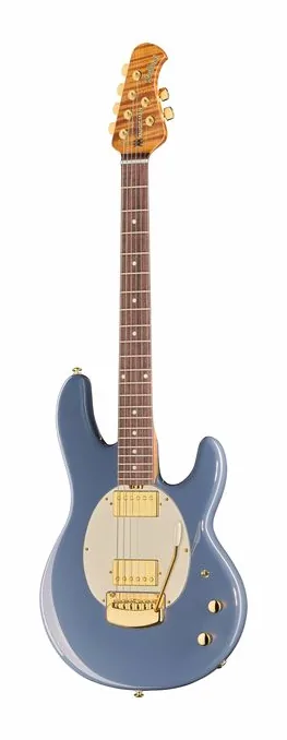 Music Man Stingray II Cory Wong Model CB inquadrato di fronte su sfondo neutro