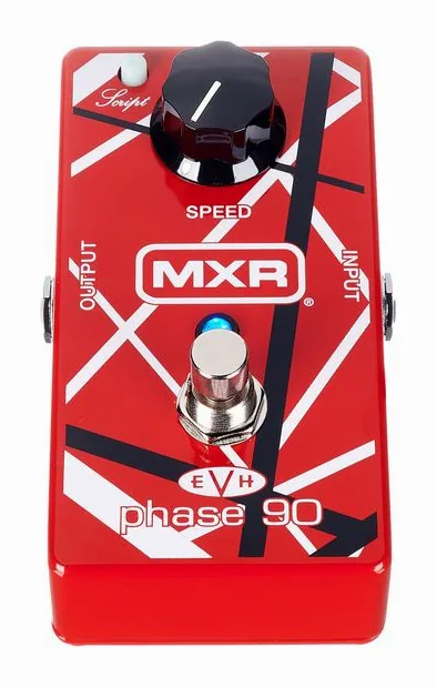 MXR EVH Phase 90, footswitch in primo piano
