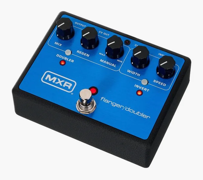 MXR Flanger/Doubler, ingressi e uscite laterali