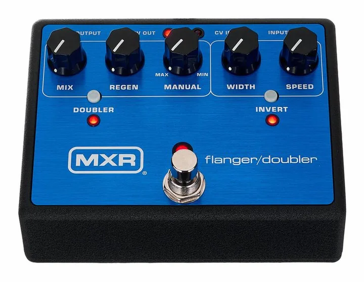 MXR Flanger/Doubler, ingressi e uscite laterali