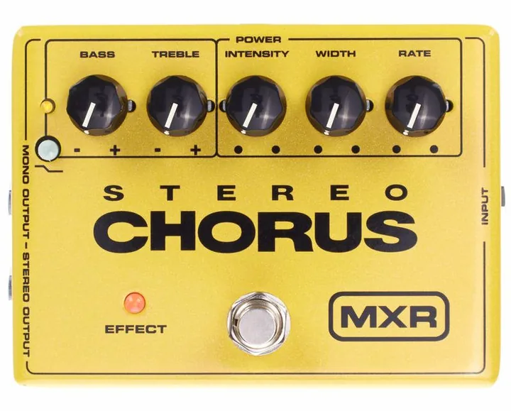 MXR M134 Stereo Chorus, manopole viste dall'alto