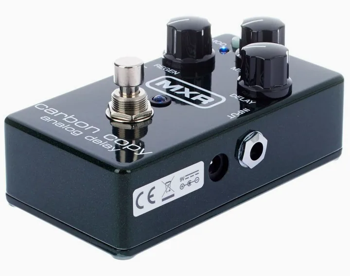 MXR M169 Carbon Copy Analog Delay, ingressi e uscite laterali