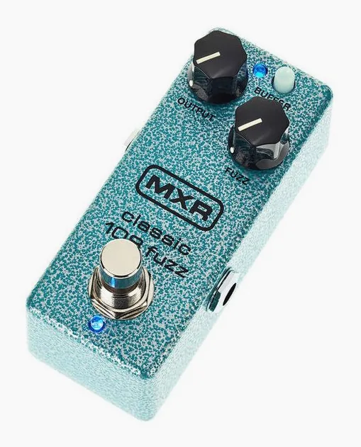 MXR M296 Classic 108 Fuzz Mini fotografato frontalmente