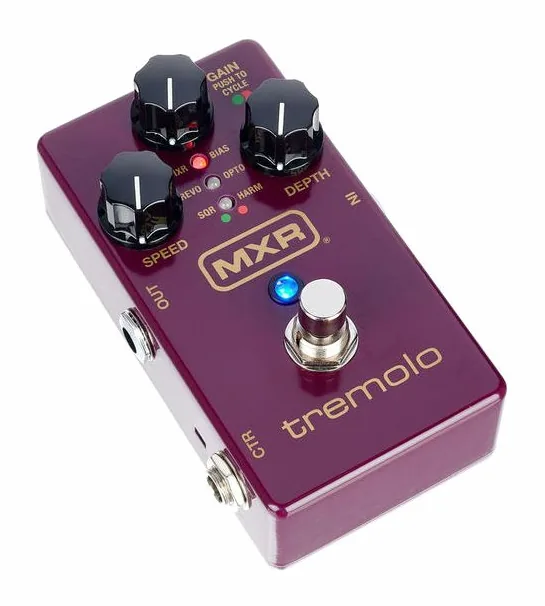 MXR M305 Multi Mode Tremolo, ingressi e uscite laterali