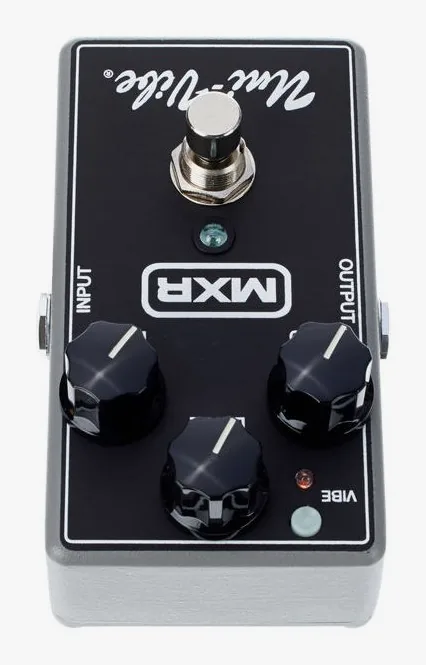 MXR M68 Uni-Vibe Chorus/Vibrato, grafica del pannello superiore