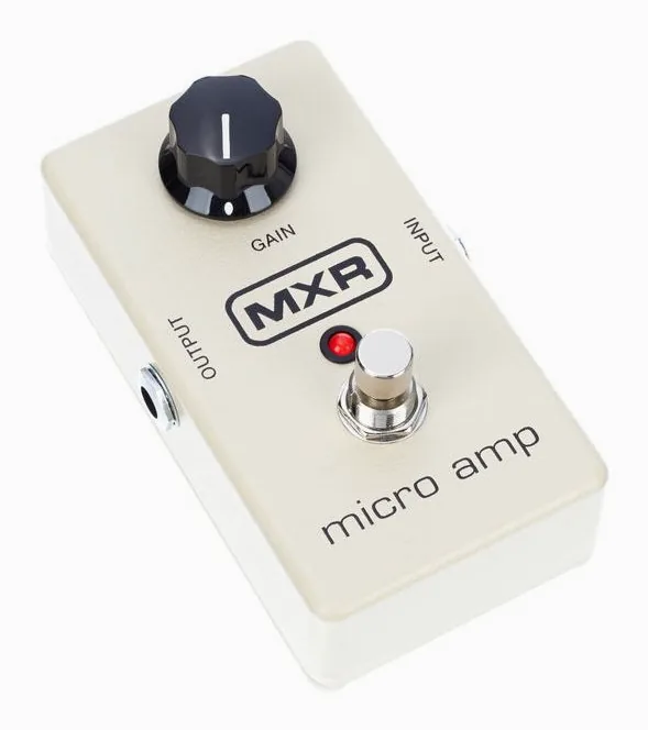 MXR Micro Amp M133, connettori sul retro dell'unita