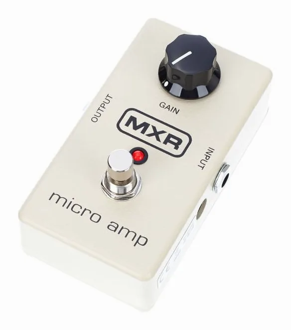 MXR Micro Amp M133 in primo piano frontale