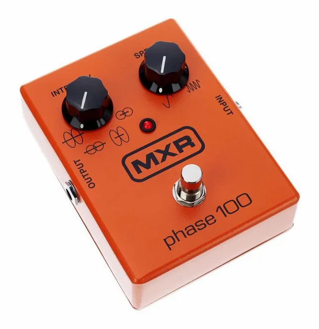 MXR Phase 100, grafica del pannello superiore