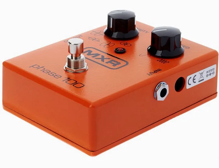 MXR Phase 100, grafica del pannello superiore