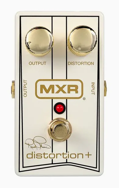 MXR Randy Rhoads Special LTD, footswitch in primo piano