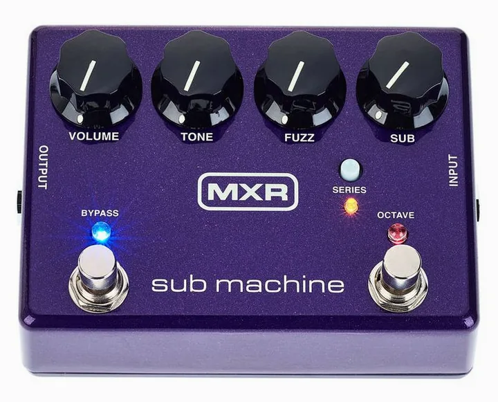 MXR Sub Machine Octave Fuzz, led e interruttore a pedale