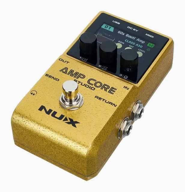 Nux Amp Core Studio, footswitch in primo piano