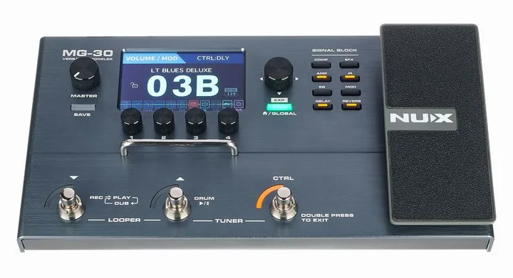 Nux MG-30, led e interruttore a pedale