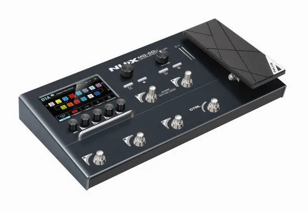 Nux MG-50Li Modeling Amp DB, retro con le prese di collegamento