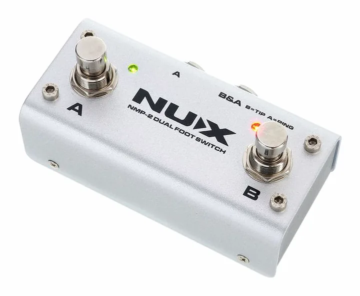 Nux NMP-2 Footswitch fotografato frontalmente