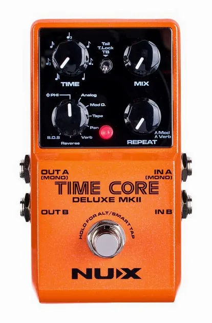 Nux Time Core Deluxe MKII, footswitch in primo piano