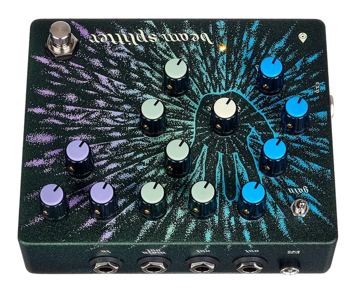 Old Blood Noise Endeavors Beam Splitter Distortion, manopole viste dall'alto