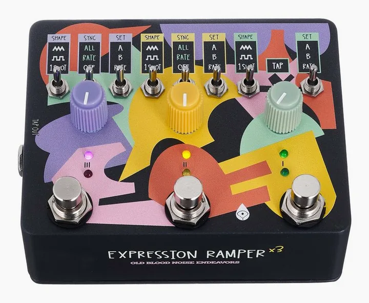 Old Blood Noise Endeavors Expression Ramper X3, connettori sul retro dell'unita