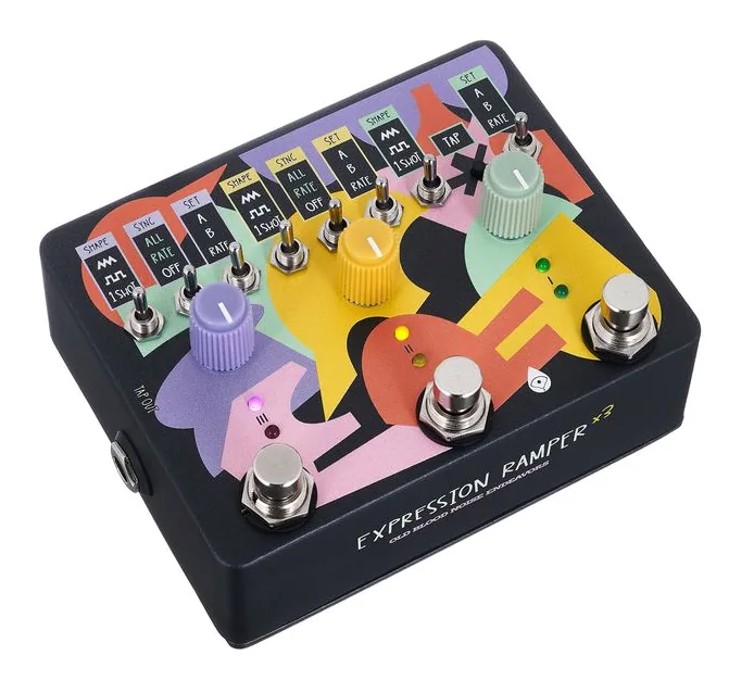 Old Blood Noise Endeavors Expression Ramper X3, ingressi e uscite laterali