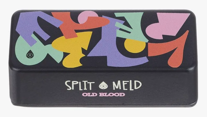 Old Blood Noise Endeavors Split Meld HK, connettori sul retro dell'unita