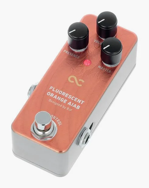 One Control Fluorescent Orange AIAB, ingressi e uscite laterali